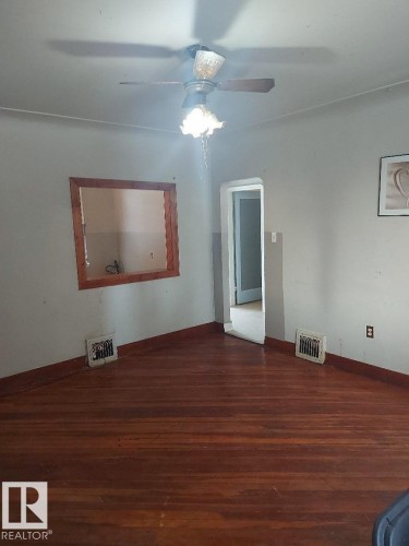 11206 85 Street, Edmonton, AB - Indoor Photo Showing Other Room