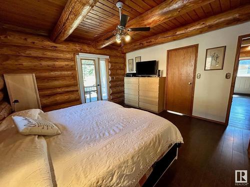 5214 Lake Drive Drive, Rural Wetaskiwin County, AB - Indoor Photo Showing Bedroom