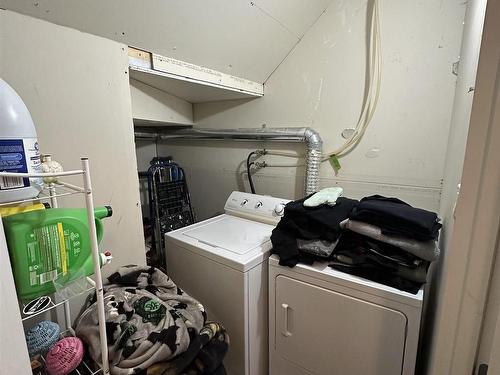 9637/9635 109A Avenue, Edmonton, AB - Indoor Photo Showing Laundry Room