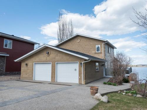 182 Lakeview Dr, Rural Athabasca County, AB 