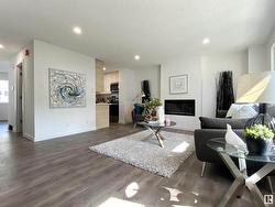 302 VILLAGE ON THE GR NW  Edmonton, AB T5A 1H2