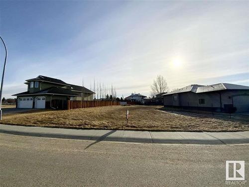 136 Northbend Dr, Wetaskiwin, AB 