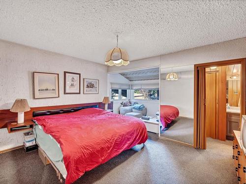 14116 95 Avenue, Edmonton, AB - Indoor Photo Showing Bedroom