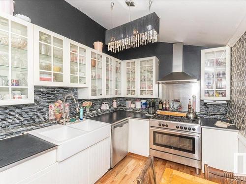 4518 51 Avenue, Leduc, AB - Indoor Photo Showing Kitchen