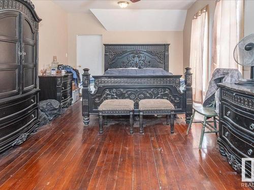 4518 51 Avenue, Leduc, AB - Indoor Photo Showing Bedroom