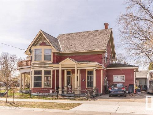 4518 51 Avenue, Leduc, AB - Outdoor With Facade