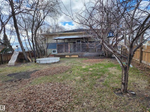25 1St Street, Derwent, AB - Outdoor With Deck Patio Veranda