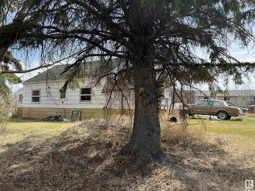 4810 53 Street, Elk Point, AB 