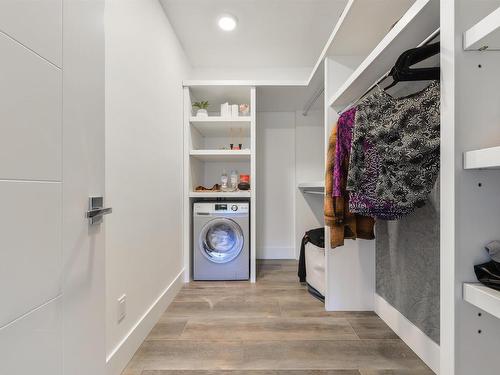 9213 97 Street, Edmonton, AB - Indoor Photo Showing Laundry Room