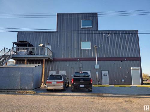 10117 102 Av, Lac La Biche, AB 