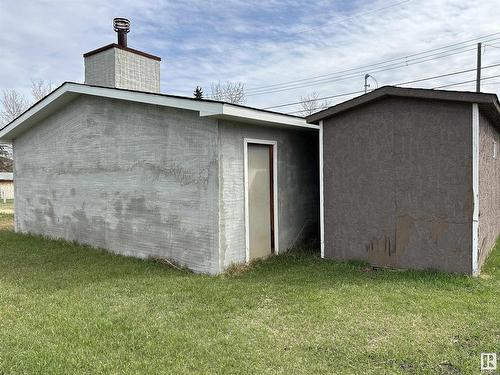 4807 46 St, Redwater, AB 