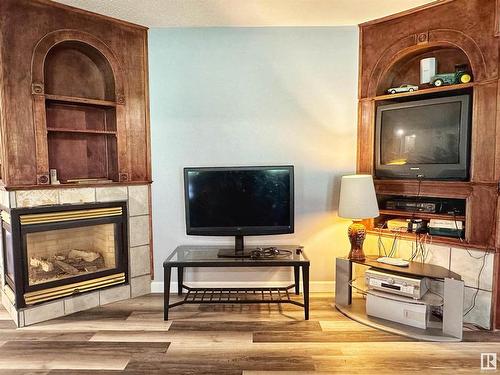 220 61209 Range Road 465, Rural Bonnyville M.D., AB - Indoor Photo Showing Living Room With Fireplace