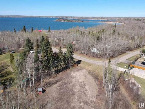 5619 49 St, Rural Lac Ste. Anne County, AB 