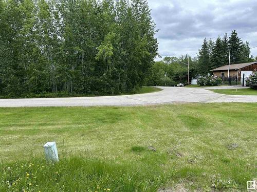 5619 49 St, Rural Lac Ste. Anne County, AB 