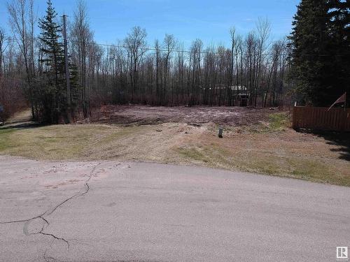 5619 49 St, Rural Lac Ste. Anne County, AB 