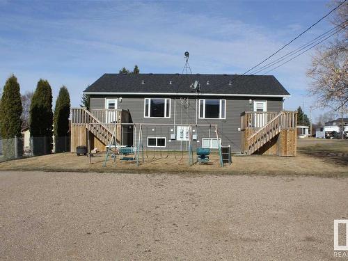 5533 49 St, Elk Point, AB 