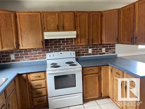 13832 28 Street, Edmonton, AB - Indoor Photo Showing Kitchen