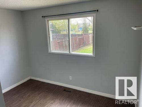 13832 28 Street, Edmonton, AB - Indoor Photo Showing Other Room