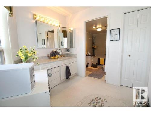 1401 12319 Jasper Avenue, Edmonton, AB - Indoor Photo Showing Bathroom