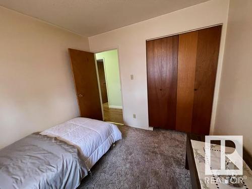 14617 106 Avenue, Edmonton, AB - Indoor Photo Showing Bedroom