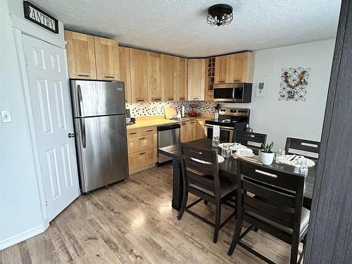 9735 107 Street, Westlock, AB - Indoor Photo Showing Kitchen