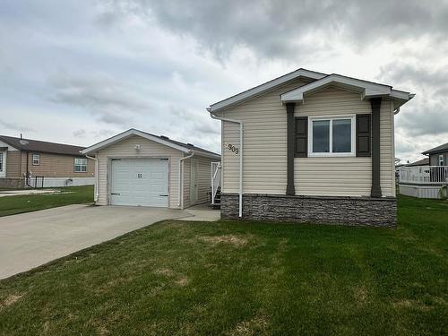 5909 Labrador Rd, Cold Lake, AB 