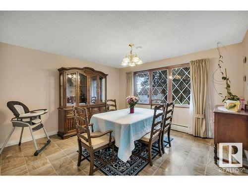 461037A Rge Rd 243, Rural Wetaskiwin County, AB - Indoor Photo Showing Dining Room