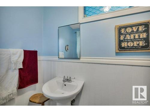 461037A Rge Rd 243, Rural Wetaskiwin County, AB - Indoor Photo Showing Bathroom