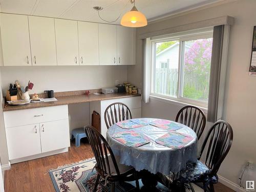 4902 51 Avenue, Ardmore, AB - Indoor Photo Showing Dining Room