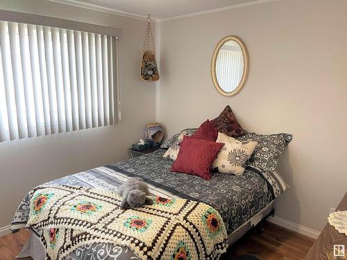 4902 51 Avenue, Ardmore, AB - Indoor Photo Showing Bedroom