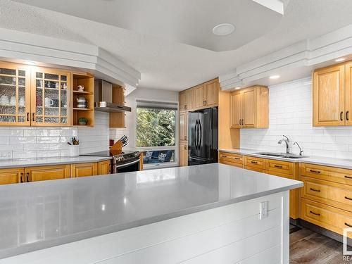 4415 46 Avenue, Bonnyville Town, AB - Indoor Photo Showing Kitchen