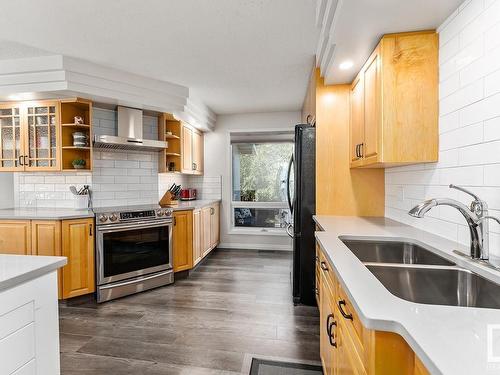 4415 46 Avenue, Bonnyville Town, AB - Indoor Photo Showing Kitchen With Double Sink