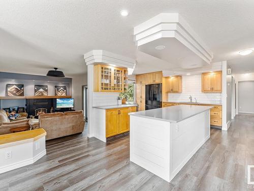 4415 46 Avenue, Bonnyville Town, AB - Indoor Photo Showing Kitchen