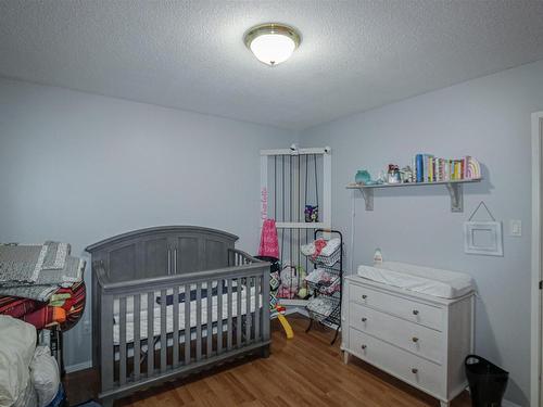 4502 46 Avenue, St. Paul Town, AB - Indoor Photo Showing Bedroom