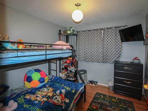 4502 46 Avenue, St. Paul Town, AB - Indoor Photo Showing Bedroom