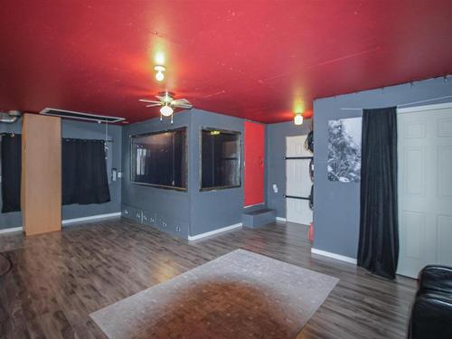 4502 46 Avenue, St. Paul Town, AB - Indoor