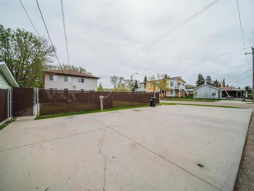 12204 102 St Nw, Edmonton, AB 