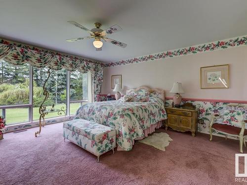 11250 50 Avenue Sw, Edmonton, AB - Indoor Photo Showing Bedroom