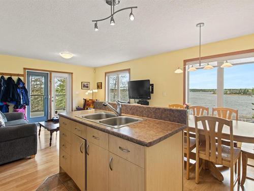 4 & 6 Sunshine Bay Rd, Rural Parkland County, AB 