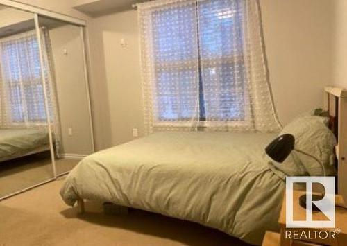 215 10118 106 Avenue, Edmonton, AB - Indoor Photo Showing Bedroom