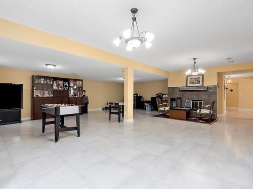 50352 Rge Rd 225, Rural Leduc County, AB - Indoor