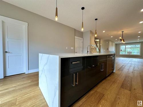 8422 117 St Nw Nw, Edmonton, AB 