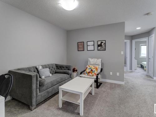 6515 57 Av, Beaumont, AB 