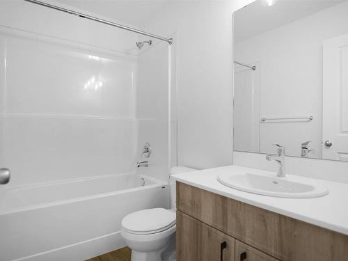 14 525 Secord Boulevard, Edmonton, AB - Indoor Photo Showing Bathroom