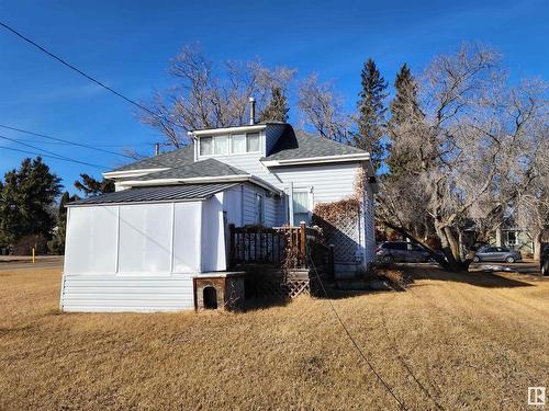 5333 49 Avenue, Elk Point, AB - Outdoor