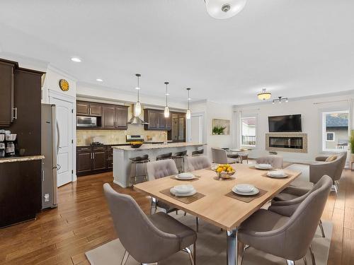 9654 83 Avenue, Edmonton, AB - Indoor Photo Showing Dining Room