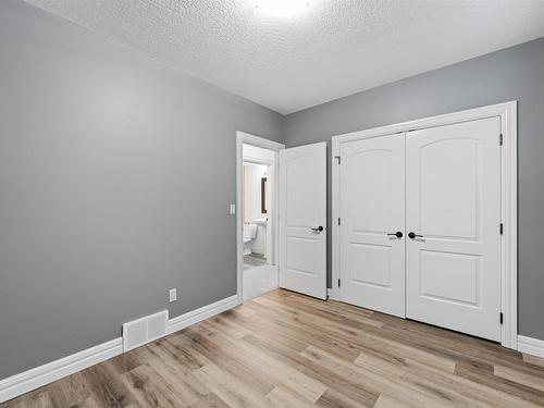 9654 83 Avenue, Edmonton, AB - Indoor Photo Showing Other Room