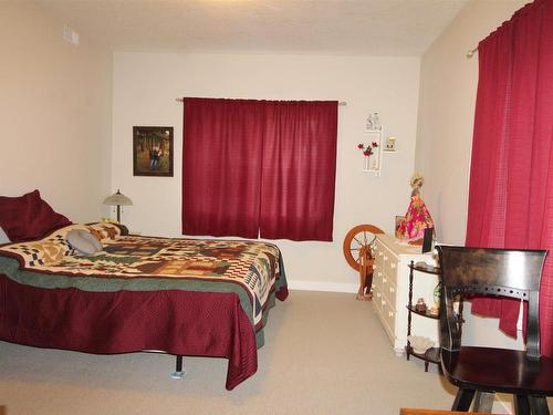 201 5401 37A Avenue, Wetaskiwin, AB - Indoor Photo Showing Bedroom