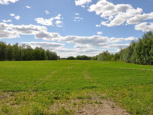 Twp 562 & 261 Range Road, Rural Sturgeon County, AB 