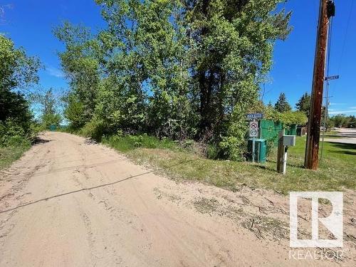 206 1 Ave Mameo Beach, Rural Wetaskiwin County, AB 